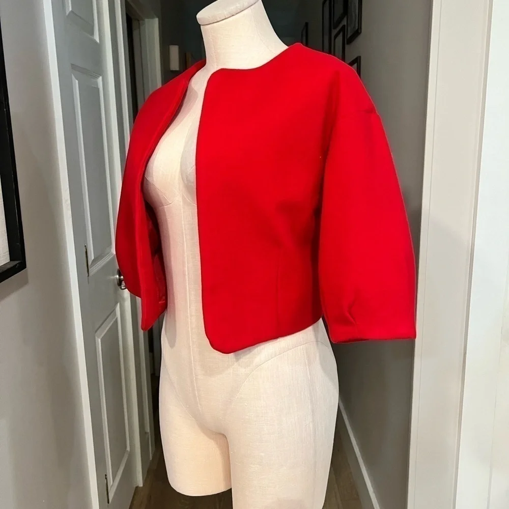 FARFALLA FASHION cropped open style blazer with pined and puffed half sleeves